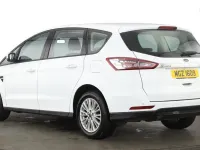 Used Ford S-MAX Zetec 2019 White MPV