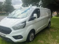 Used Ford Transit Custom Limited 130 HP (95 kW) 2022 White Van