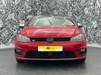 Begagnad VW Golf VII R-line Edition 150 HK (110 kW) 2016 Röd Halvkombi