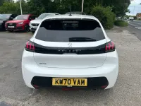 Used Peugeot 208 Allure Premium 75 HP (55 kW) 2020 White Hatchback