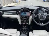 Używany Mini Cooper S Exclusive 176 KM (129 kW) 2024 Czarny Hatchback