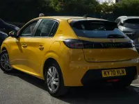 Used Peugeot 208 Active 99 HP (72 kW) 2020 Yellow Hatchback