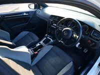 Used VW Golf VII R 300 HP (220 kW) 2015 White Hatchback