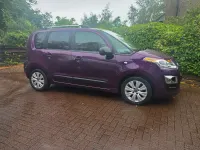 Used Citroën C3 Picasso 2017 Purple MPV