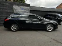 Used Hyundai i40 141 HP (103 kW) 2016 Black Estate