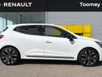 Used Renault Clio Techno 90 HP (66 kW) 2023 White  Hatchback