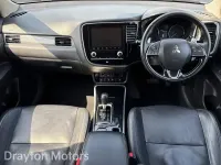 Usado Mitsubishi Outlander 150 HP (110 kW) 2019 Cinzento SUV
