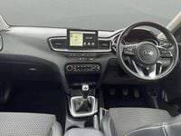 Used Kia Ceed 138 HP (101 kW) 2019 Red Hatchback