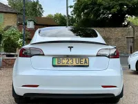 Used Tesla Model 3 Standard Range 180 kW (245 HP) 2023 White Sedan