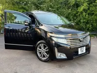 Usado Nissan Elgrand 2026 Negro Monovolumen