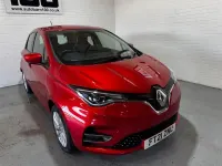 Used Renault Zoe Iconic 100 kW (136 HP) 2021 Red Hatchback