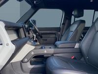 Used Land Rover Defender SE Dynamic 300 HP (220 kW) 2023 Estate