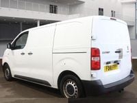 Used Peugeot Expert 115 HP (84 kW) 2018 White Van