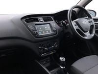 Used Hyundai i20 SE 84 HP (61 kW) 2019 Red Hatchback