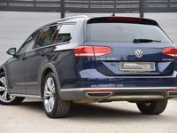 Used VW Passat Alltrack S 190 HP (139 kW) 2016 Blue Estate