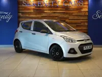 Used Hyundai i10 66 HP (48 kW) 2015 Silver Hatchback