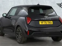 Used Mini Cooper S Hatch 201 HP (147 kW) 2025 Black Hatchback