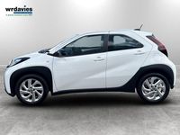 Usado Toyota Aygo X PURE 72 HP (52 kW) 2022 Branco SUV