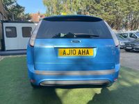 Used Ford Focus Zetec 100 HP (73 kW) 2010 Blue Estate