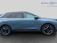 Used Peugeot e-5008 Allure 152 kW (207 HP) 2025 Blue SUV