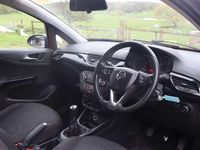 Second-hand Vauxhall Corsa 2015 Roșu Hatchback