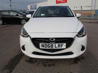 Używany Mazda 2 Inclusive 2018 Biały Hatchback