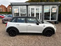 Usado Mini Cooper Hatch 2018 Prateado Citadino