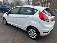 Usado Ford Fiesta Style 82 HP (60 kW) 2013 Branco Citadino