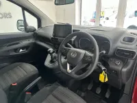 Used Vauxhall Combo S 110 HP (80 kW) 2019 Red MPV