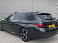 Usado BMW 530e M Sport 288 HP (211 kW) 2022 Cinzento Carrinha