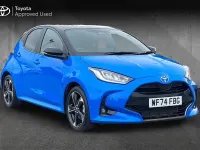 Used Toyota Yaris Edition 128 HP (94 kW) 2024 Neptune blue with black roof Hatchback