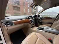 Used Mercedes ML350 258 HP (189 kW) 2012 White SUV