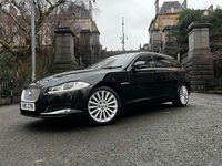 Used Jaguar XF Sportbrake Luxury 200 HP (147 kW) 2015 Black Estate