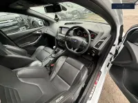 Used Ford Focus ST 250 HP (183 kW) 2016 White Hatchback