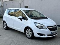 Second-hand Vauxhall Meriva 2017 Alb Monovolum