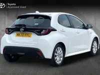 Used Toyota Yaris 114 HP (83 kW) 2020 Pure white Hatchback