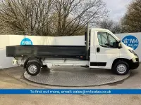 Second-hand Peugeot Boxer 140 CP (102 kW) 2021 Alb Van