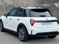 Used Mini Cooper S Hatch 201 HP (147 kW) 2025 White Hatchback