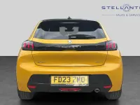 Used Peugeot 208 GT 99 HP (72 kW) 2023 Yellow Hatchback