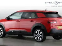 Used Citroën C4 Cactus Flair 99 HP (72 kW) 2019 Red Hatchback
