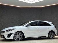 Usado Kia Ceed GT-Line S 158 HP (116 kW) 2023 Branco Citadino