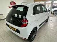 Usado Renault Twingo Play 70 HP (51 kW) 2018 Branco Citadino