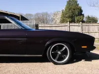 Begagnad Ford Mustang 2023 Brun Sportkupé