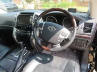 Used Toyota Land Cruiser 318 HP (233 kW) 2013 Black
