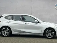 Used BMW 118 Sport Line 134 HP (98 kW) 2021 Silver Hatchback