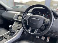 Used Land Rover Range Rover evoque HSE Dynamic 180 HP (132 kW) 2016 Black Estate