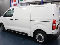 Used Peugeot Expert 95 HP (69 kW) 2018 White Van