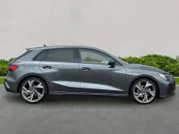 Begagnad Audi A3 Black Edition 147 HK (108 kW) 2025 Grå Halvkombi