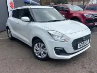 Usado Suzuki Swift SZ3 90 HP (66 kW) 2019 Branco Citadino