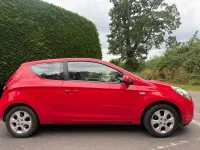 Used Hyundai i20 Edition 78 HP (57 kW) 2011 Red Hatchback
